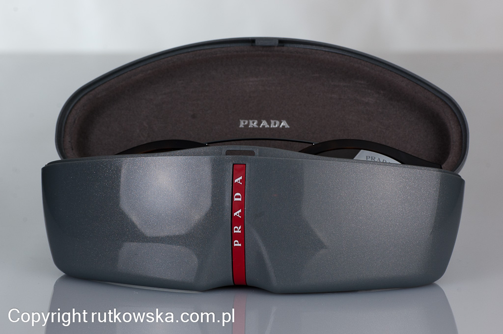 Prada etui w1 front